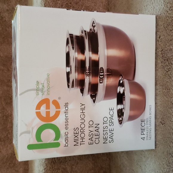 New 4 Piece Stainless Steel Nesting Mixing Bowls - Picture 3 of 4